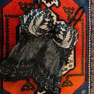 Victoria’s Secret Bombshell Add-2-cups Push-Up Bra Top with Zip-up Back